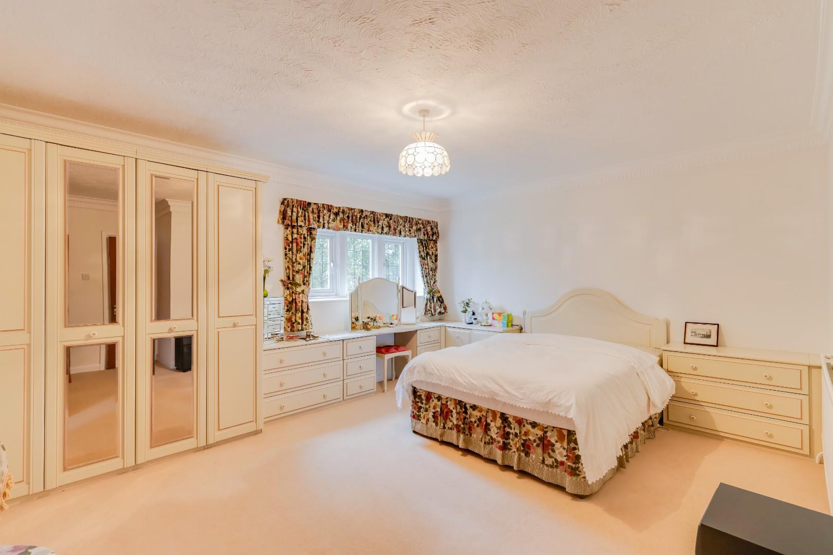14 Ger Y Llan, St. Nicholas, Vale of Glamorgan, CF5 6FY